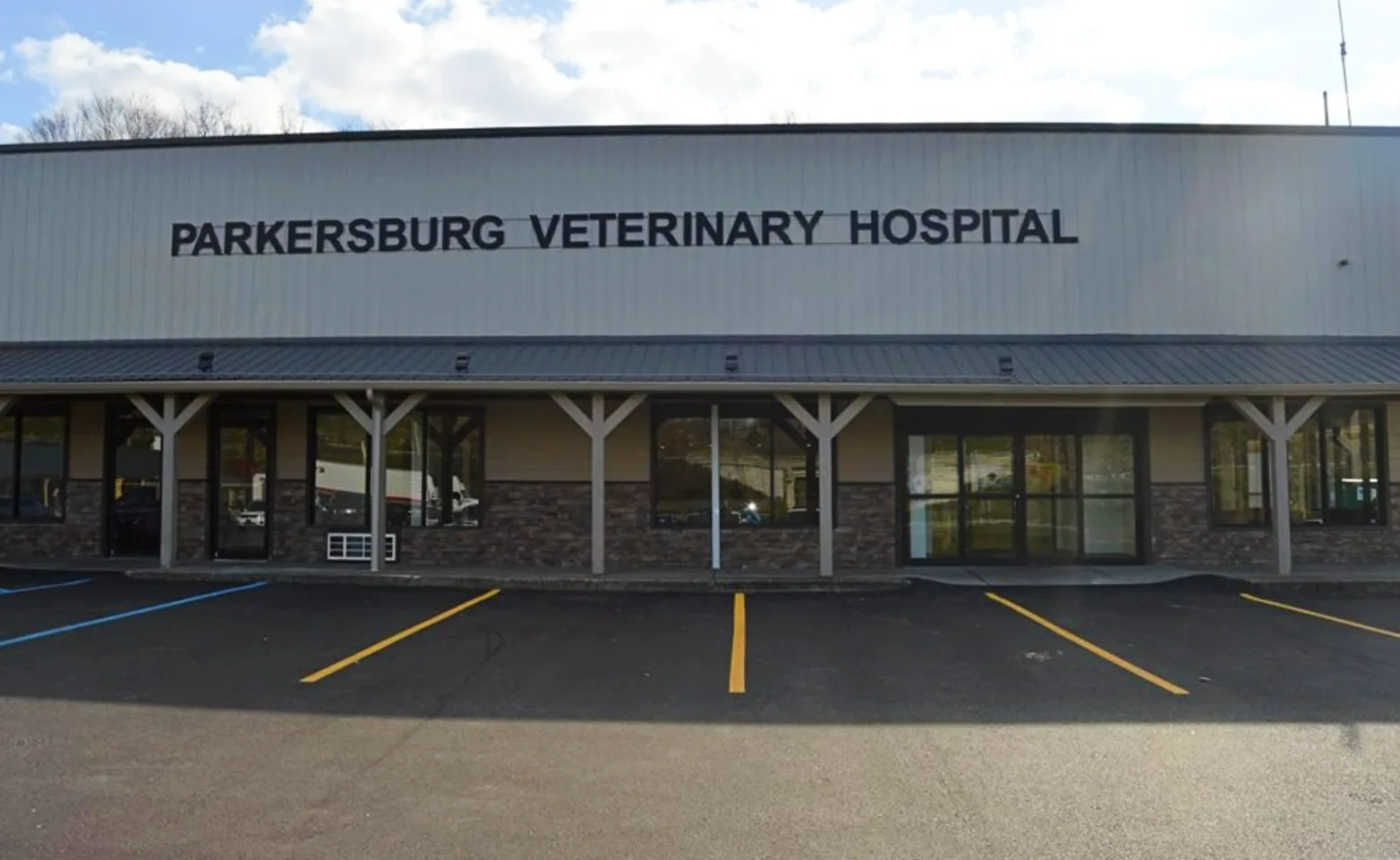 Outside of Parkersburg Veterinary Hospital